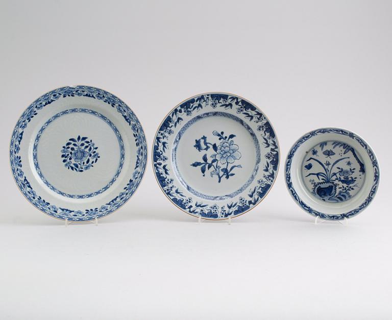 FAT, 3 st olika modeller, porslin, Kina, 1700-tal.