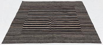 Rug, Kelim, 191 x 158 cm.