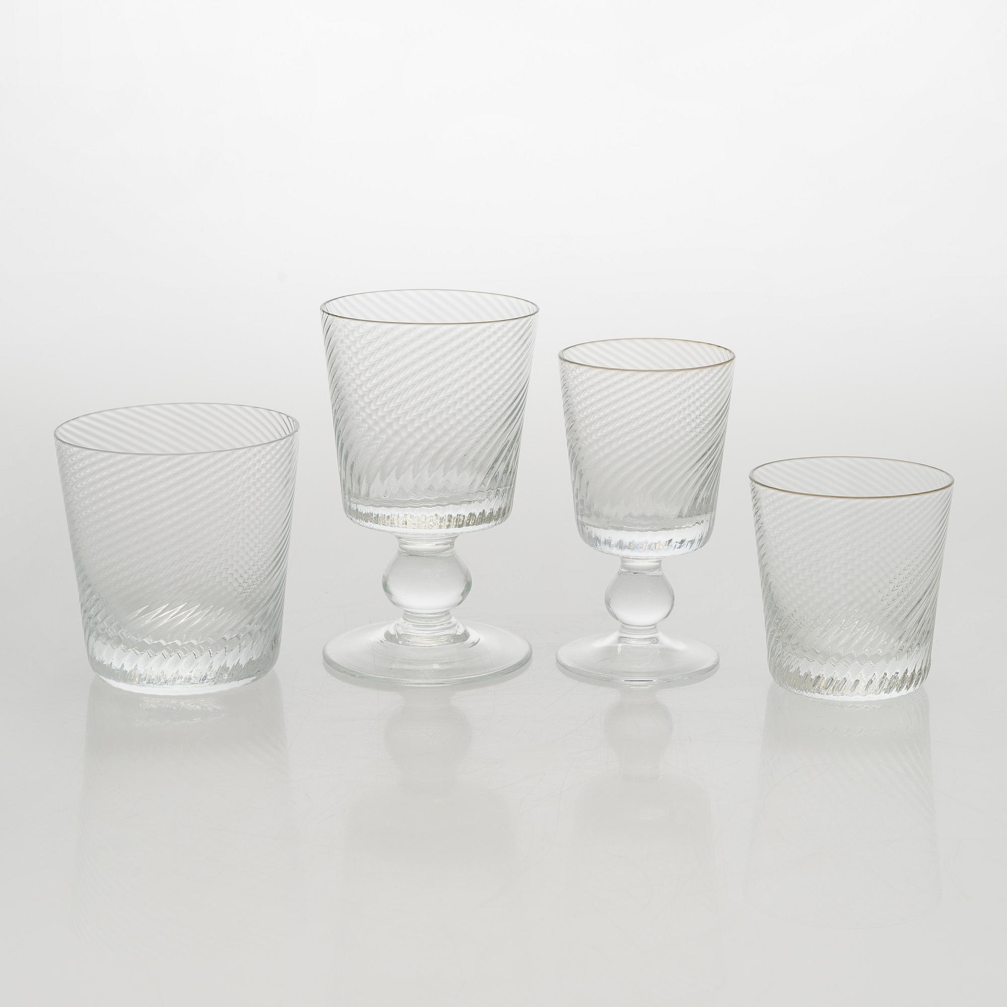 Saara Hopea, A 38-piece set of 'Master' drinking glasses, model 2125, Nuutajärvi.