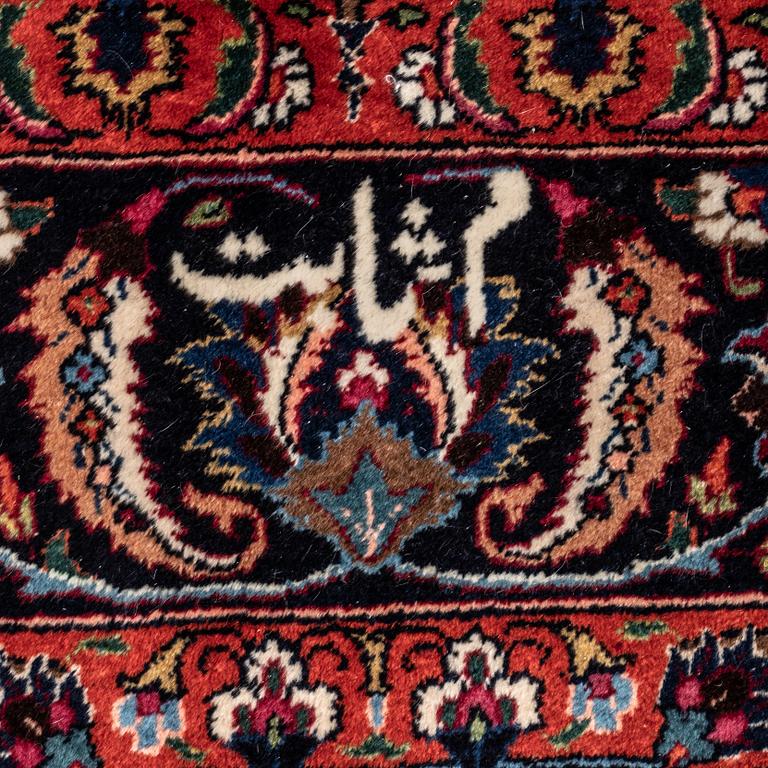 Matto, Old Mashad, ca 391 x 306 cm.