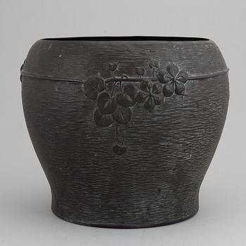 A Jugend flower pot, early 20th Century.