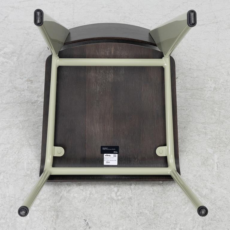 Jean Prouvé, Stolar, 7 st, "Standard", Vitra, 2023.