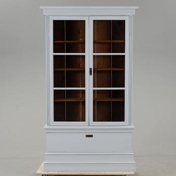 BOKSKÅP, 1800-talets slut.