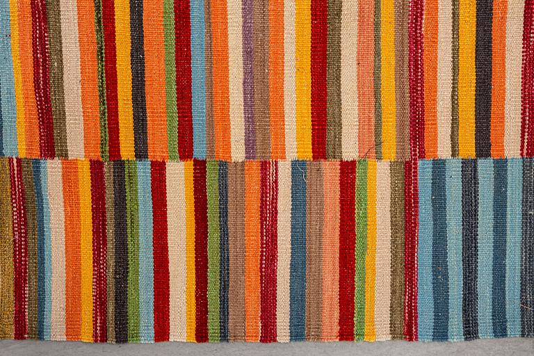 A kilim runner ca 291x83 cm.