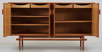 SIDEBOARD, Edvard Kindt Larsen, Danmark för AB Säffle möbelfabrik, 1950/60-tal.