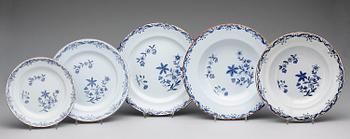 MATSERVIS, 76 delar, porslin, "Ostindia", Rörstrand, formgiven 1932.