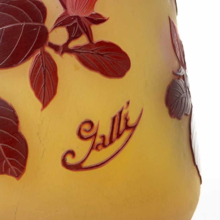 Emile Gallé, an Art Nouveau table lamp, circa 1900, Nancy, France.