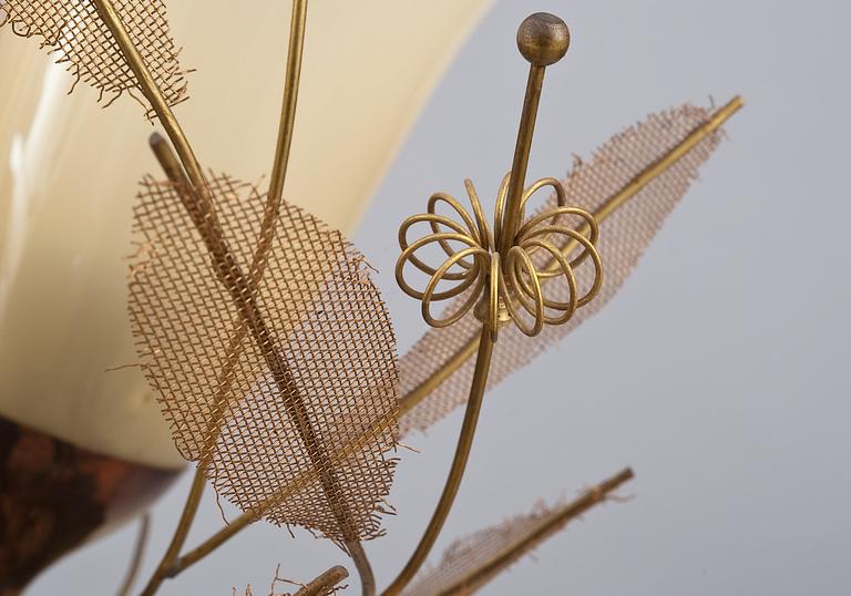 Paavo Tynell, A THREE LIGHT LAMP.