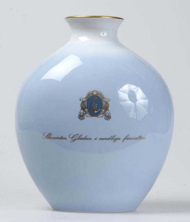 VAS, porslin, James E. Mitchell, Bing & Gröndahl.