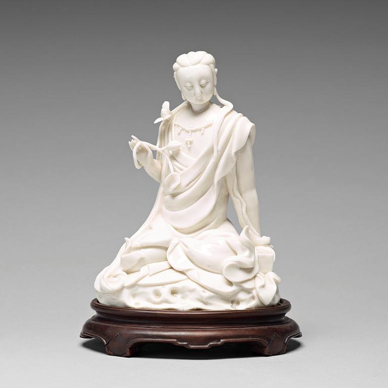 A blanc de chine figure of Guanyin, Qing dynasty.