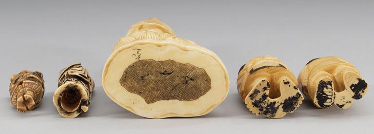 FIGURINER, fem stycken, ben. Kina/Japan.