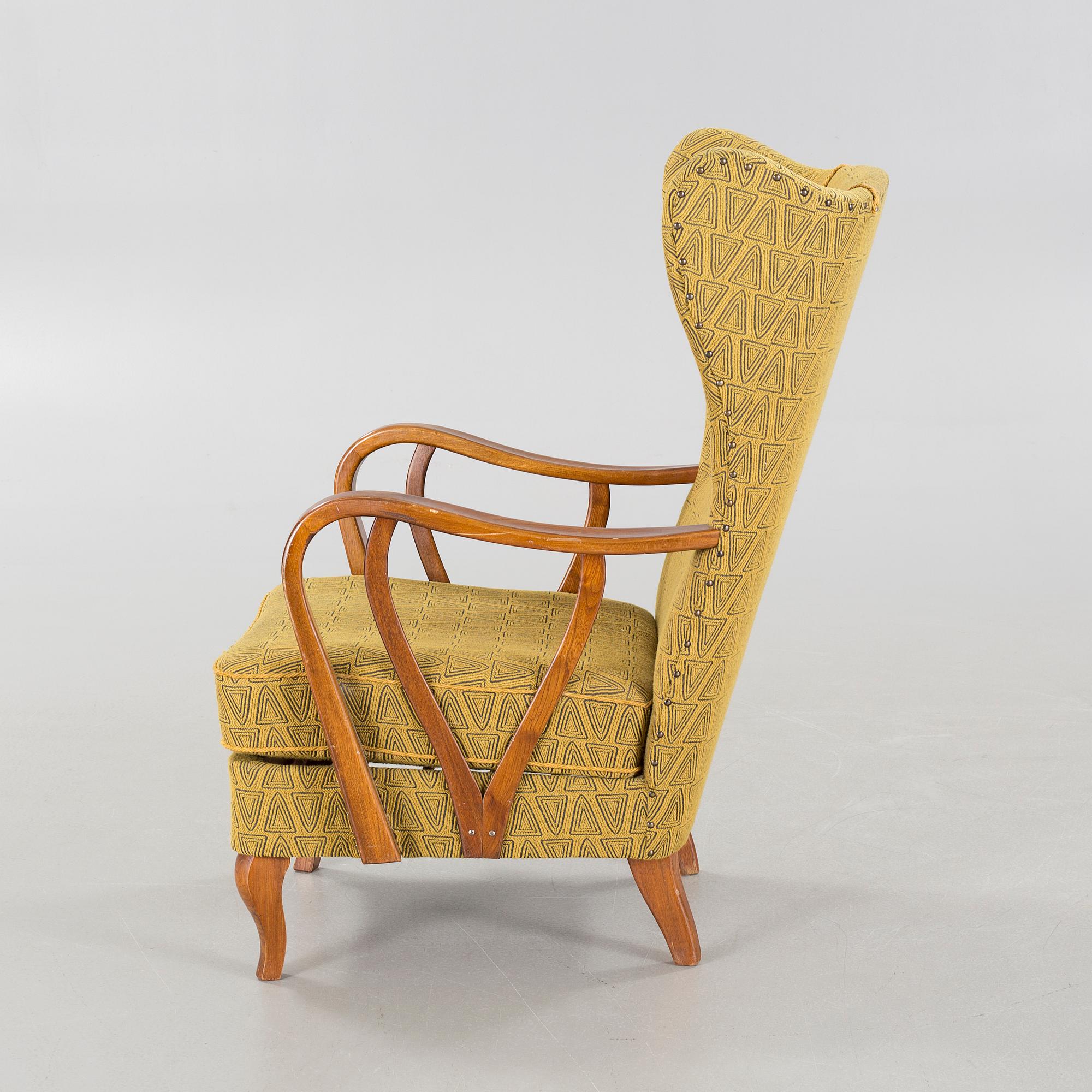 A mid 20th century armchair.