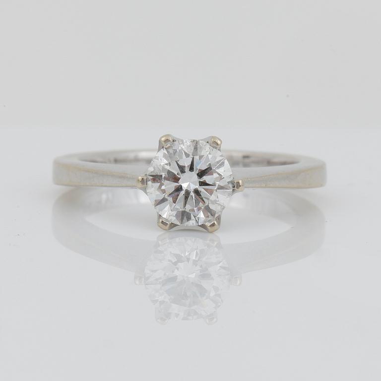 ENSTENSRING, vitguld 18k, diamant, 1 ct enl gravyr. Vikt ca 3 gram.