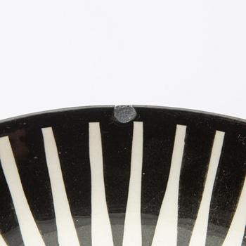 Eugen Trost, tekoppar 19 st "Zebra" Uppsala Ekeby/Gefle flintgods 1900-talets andra hälft.