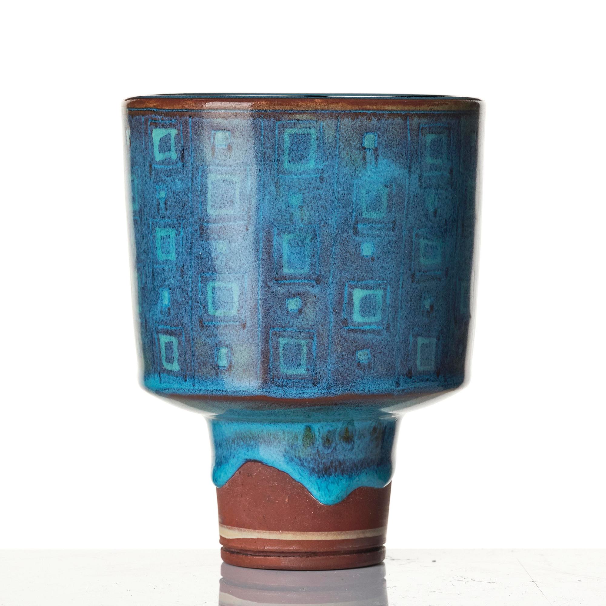 Wilhelm Kåge, a "Farsta" stoneware vase, Gustavsberg Studio, 1945.