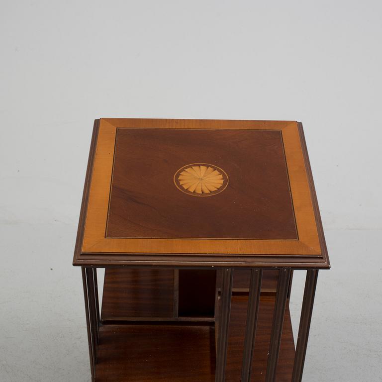 BOKSNURRA, engelsk stil, 1900-tal.