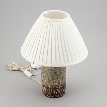 GUNNAR NYLUND, bordslampa, stengods, "Rubus", Rörstrand.
