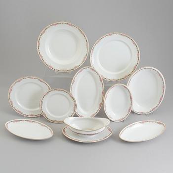 A Rörstrand part dinner service, early 20th Century (70 pieces).