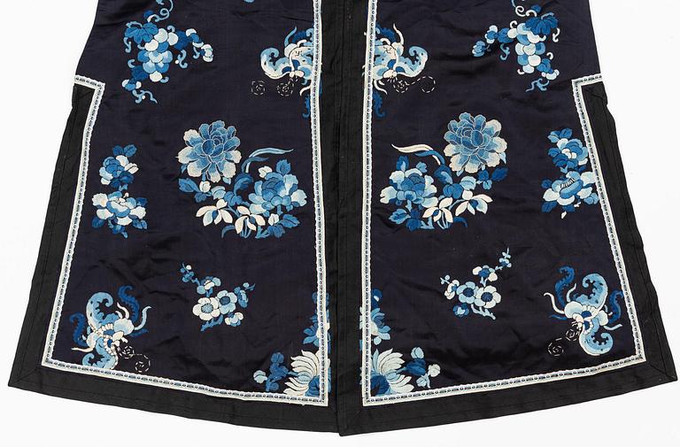 A Chinese embroidered silk robe, 1920's.