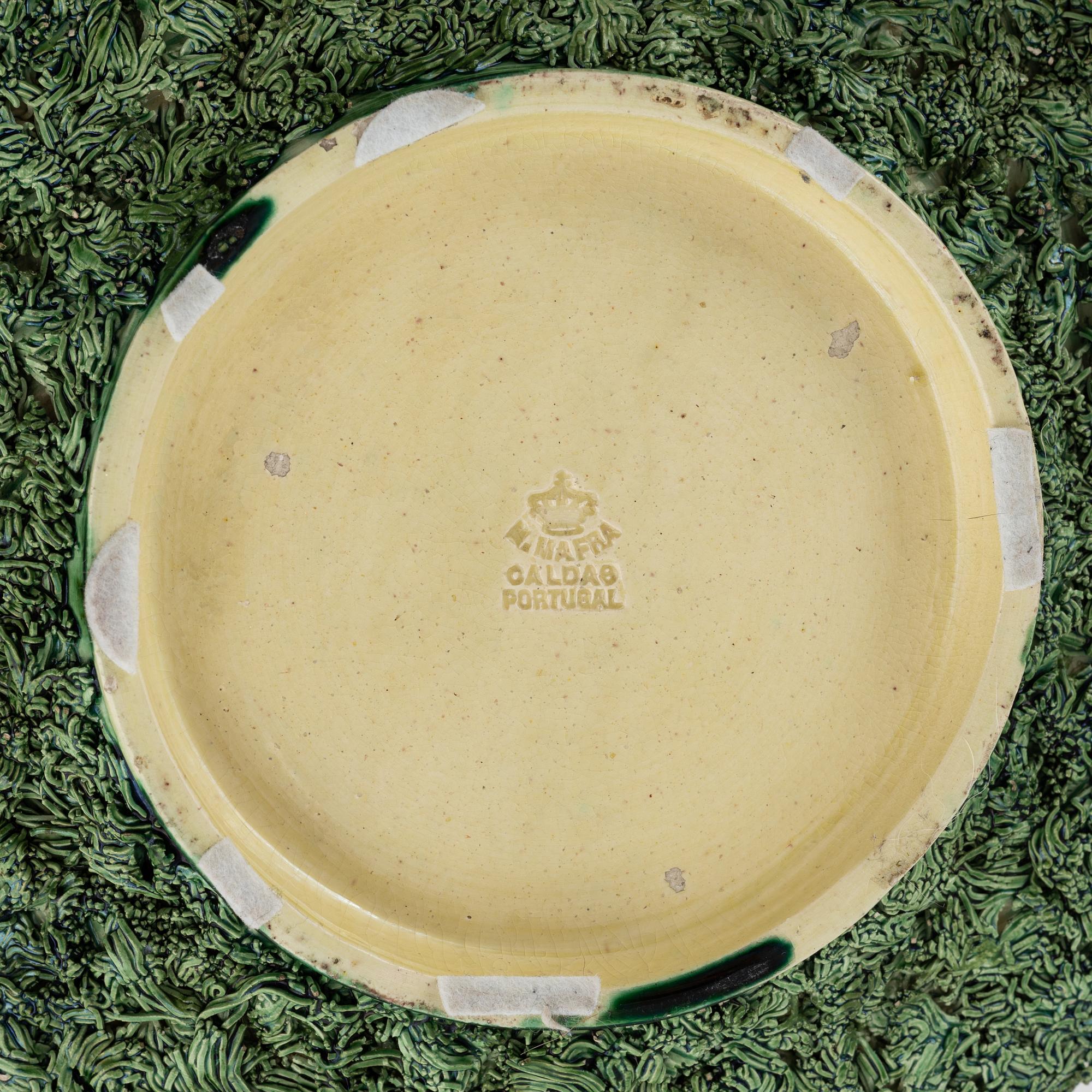 Kanna med lock och fat, M. Mafra, Caldao, Portugal, sent 1800-tal.