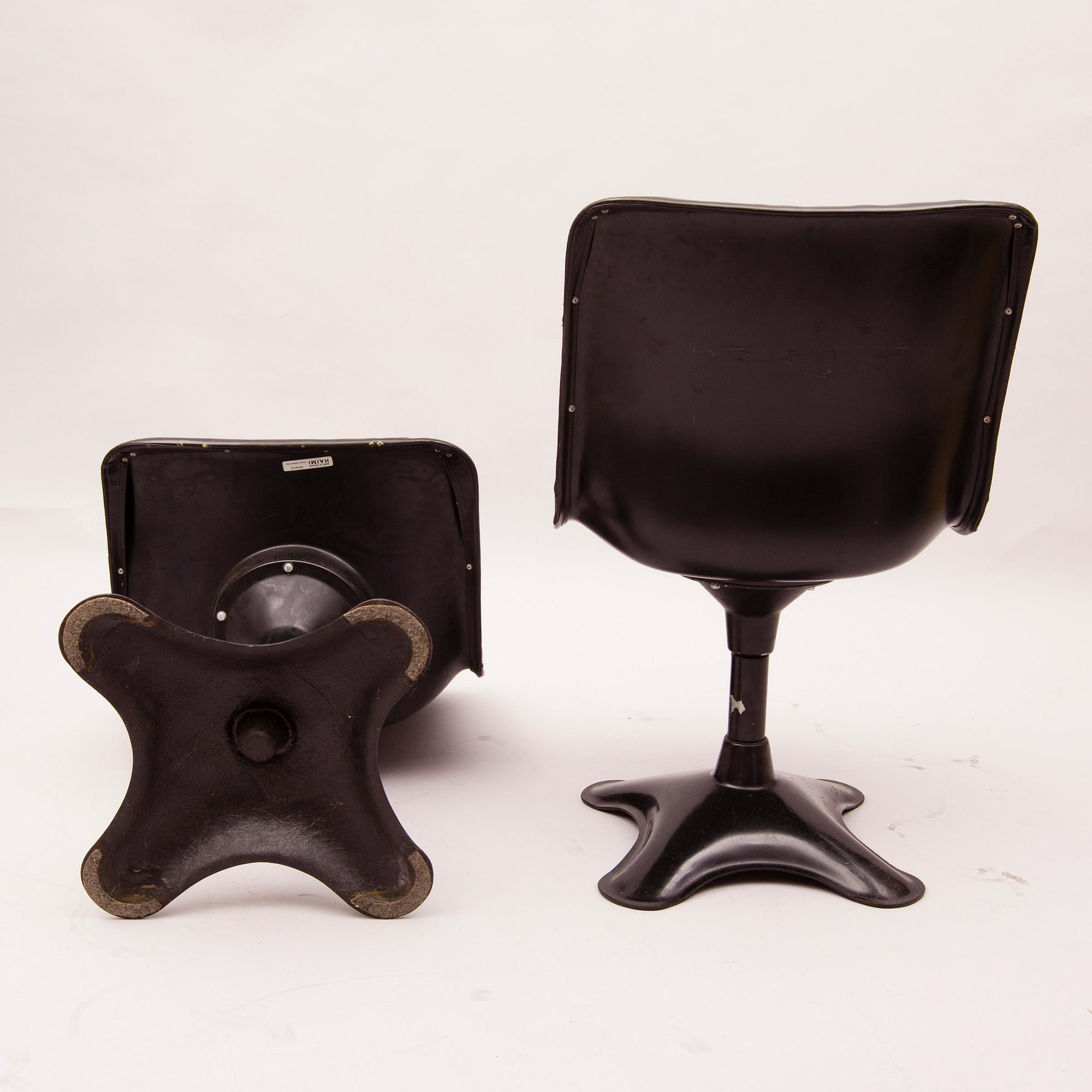 STOLAR, ett par, 415, Yrjö Kukkapuro, Haimi. Modellen formgiven 1965.