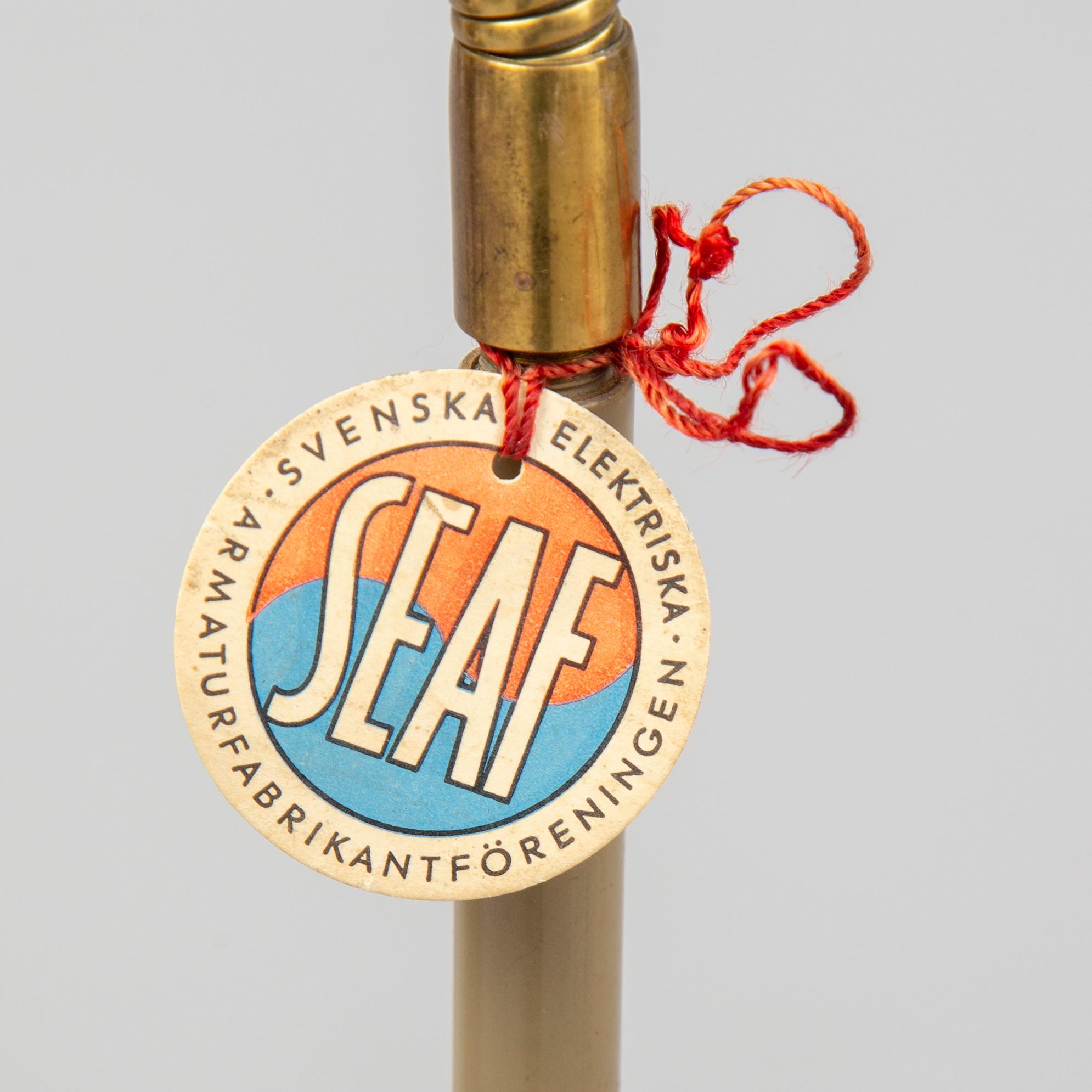 A '15748' mod 20th century floor lamp för Böhlmarks.