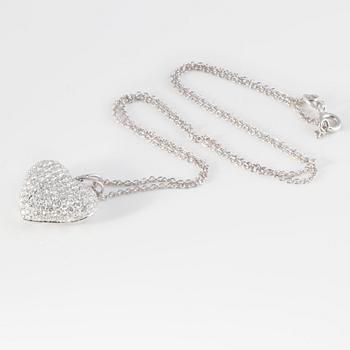 HÄNGE, med briljantslipade diamanter ca 1.20 ct.
