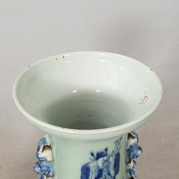 Floor vases 2 pcs China 20th century porcelain.