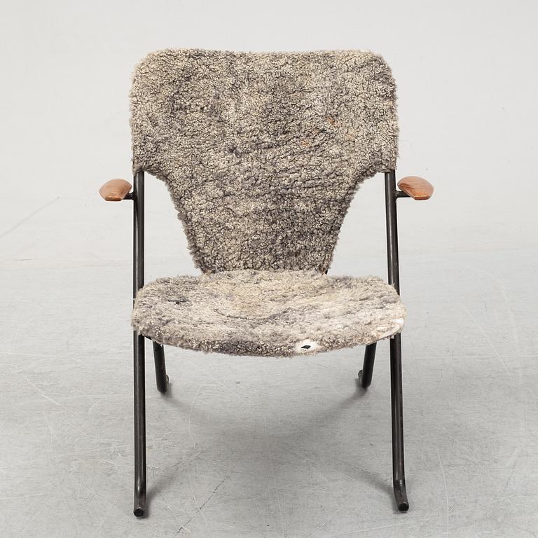 A 'Gåsen' armchair, Herman Persson Järn- & Trämanufaktur, Bjärnum, 1950's.