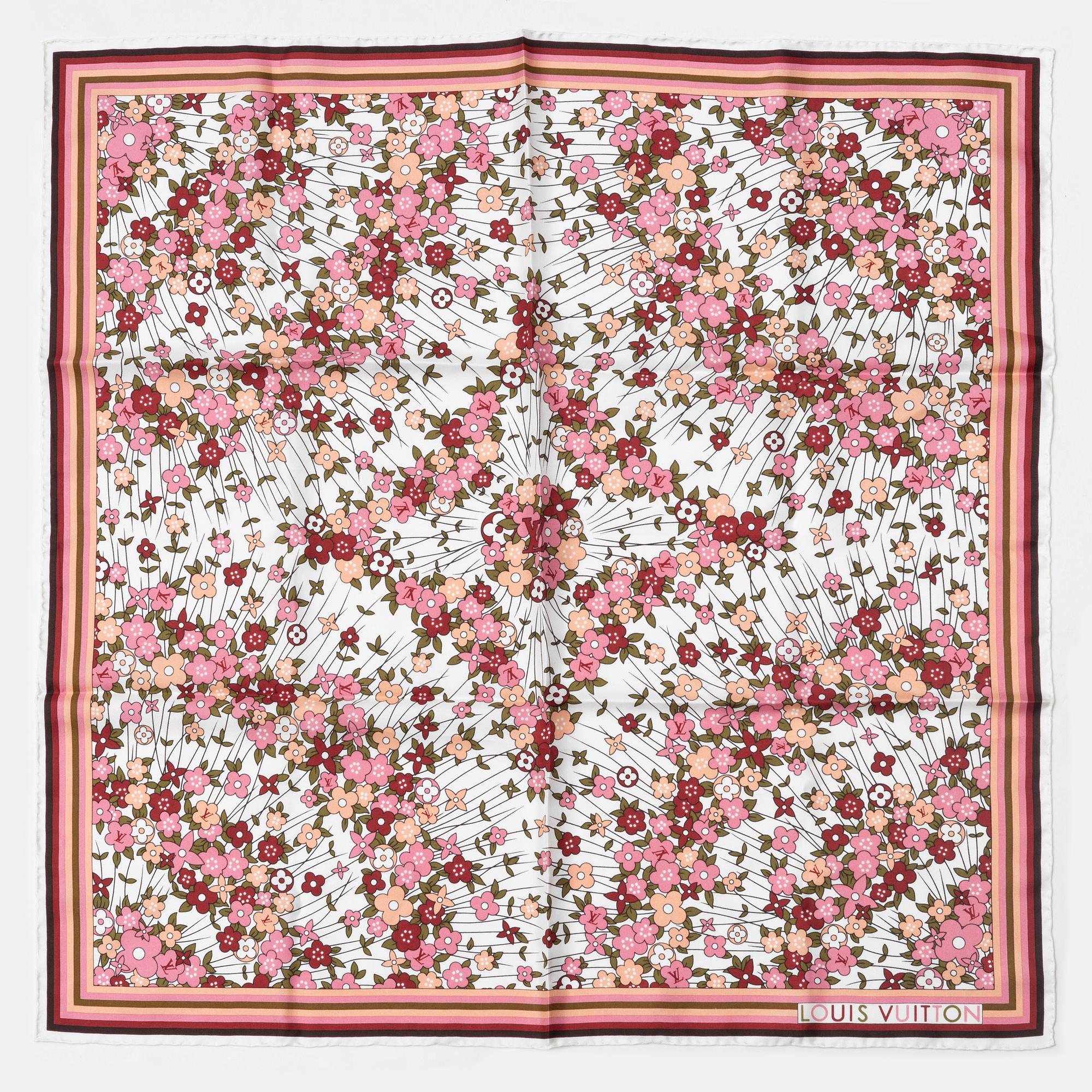 Louis Vuitton, scarf.