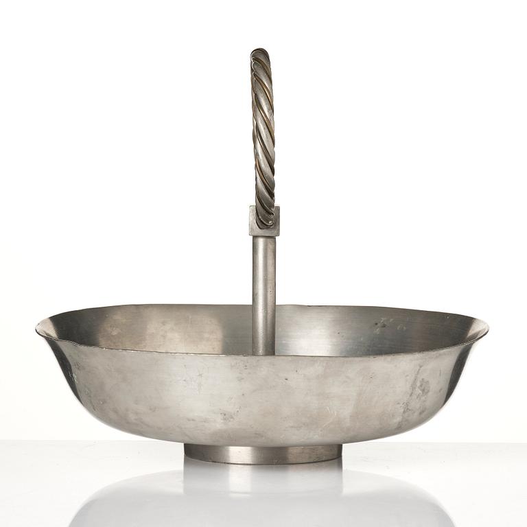 Björn Trägårdh, a pewter and brass bowl model "A 1505", Firma Svenskt Tenn, Stockholm 1932.