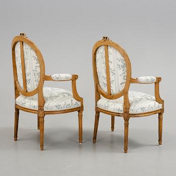 KARMSTOLAR, ett par, Louis XVI-stil, Frankrike, 1800-tal.