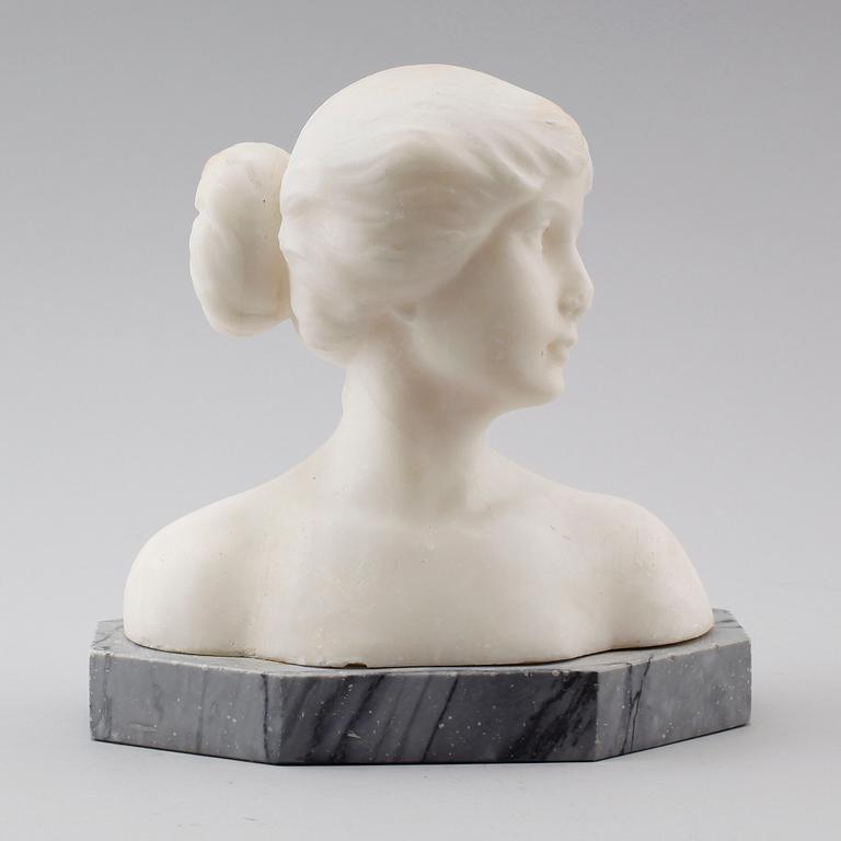 SKULPTUR, alabaster, 1900-talets första hälft.