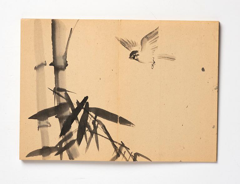 Two Chinese albums, one empty, early 20th century.
