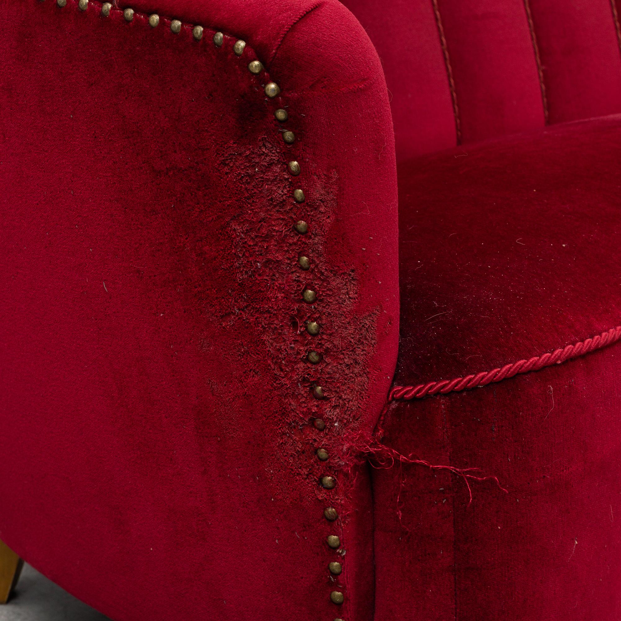 OTTO SCHULZ, attributed to. A Swedish Modern sofa, 1940's.