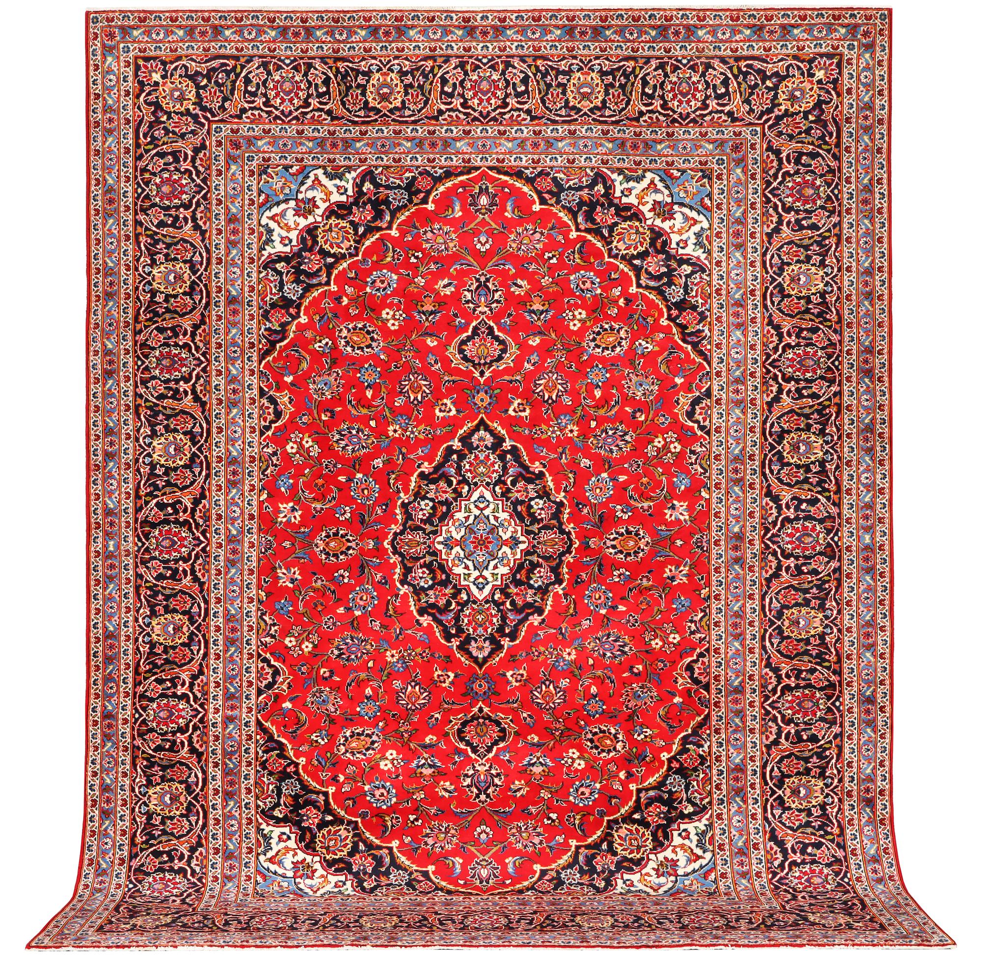 A Keshan carpet, c. 330 x 245 cm.