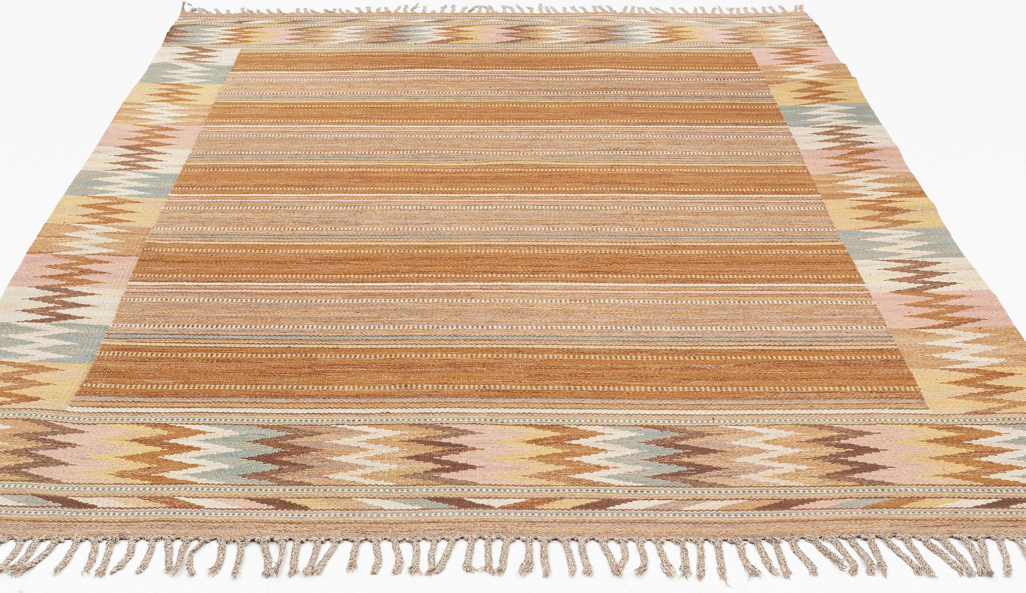 Märta Måås-Fjetterström, matta, "Viggbård", rölakan, ca 297 x 206,5 cm, signerad MMF.