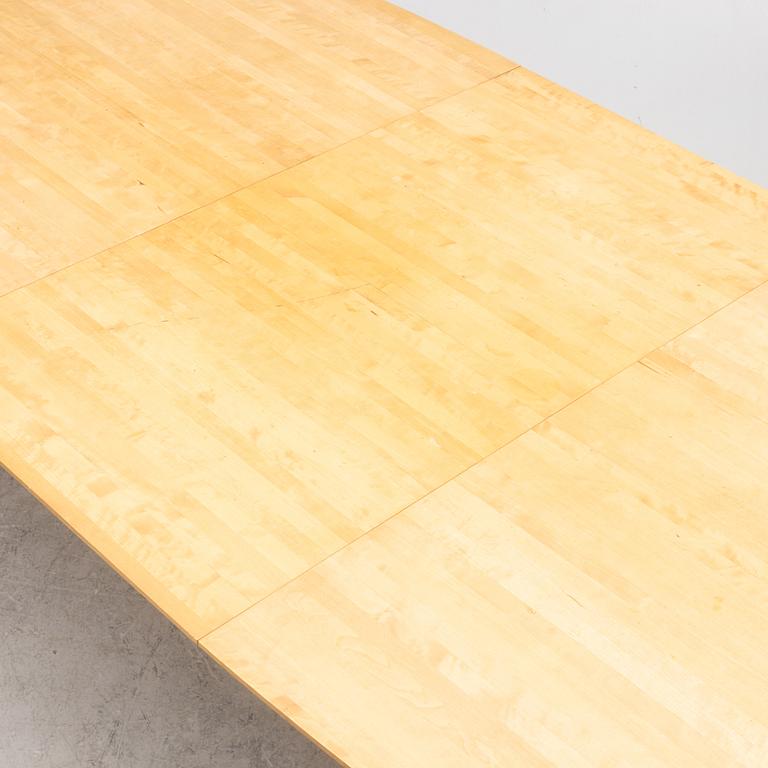 Jan Wickelgren, a dining table, late 20th Century.