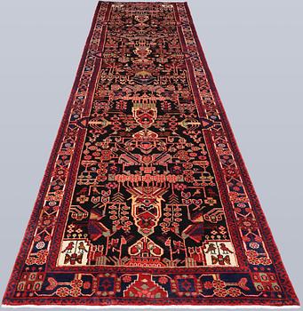 Gallerimatta, Hamadan, ca 480 x 107 cm.