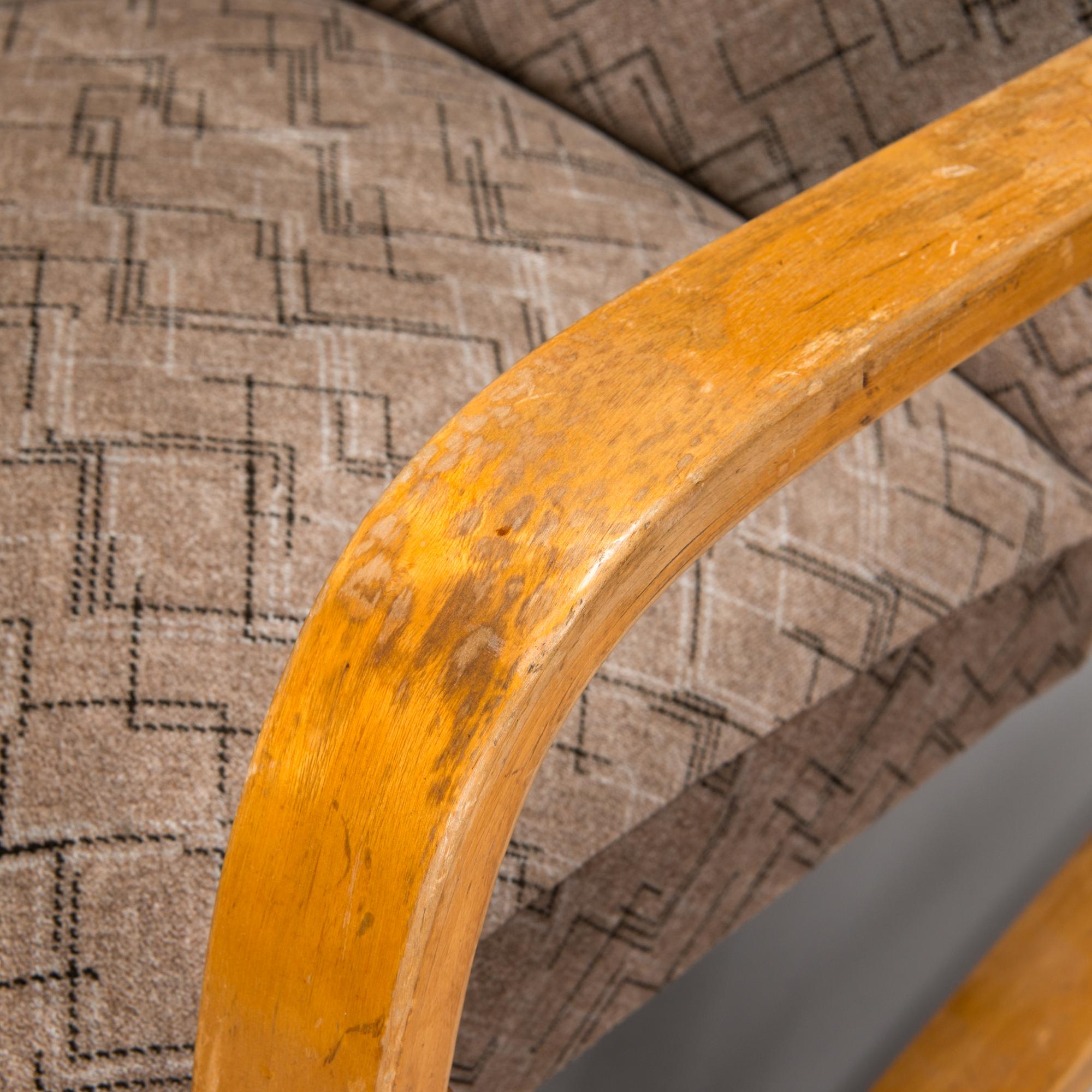 Alvar Aalto, fåtöljer, ett par, modell 35 för O.Y. Huonekalu- ja Rakennustyötehdas A.B. 1900-talets mitt.