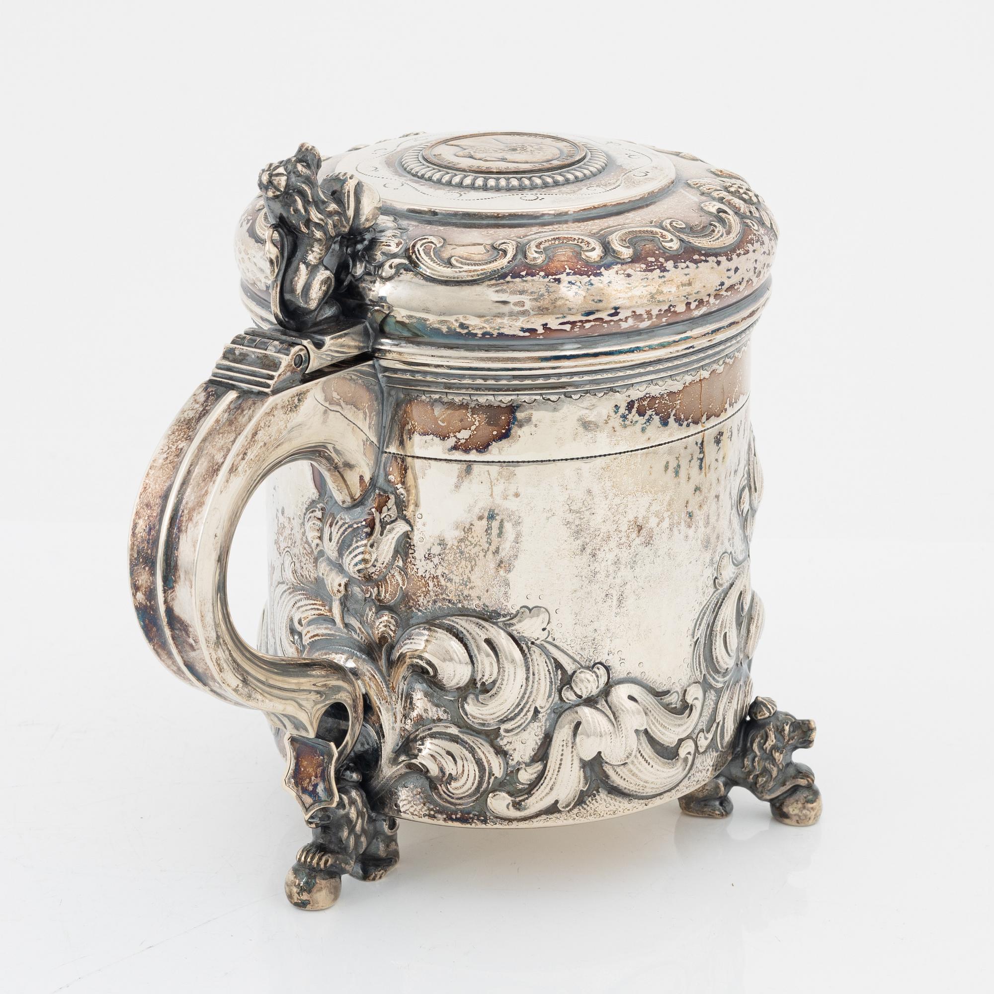 Dryckeskanna, silver, barockstil, CG Hallberg, Stockholm, 1947.