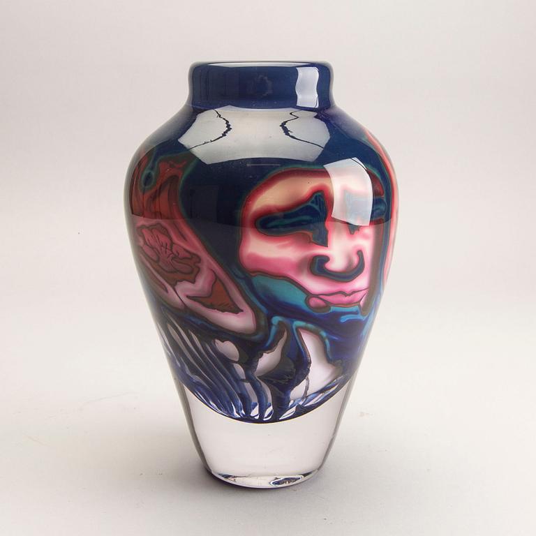 Elna Melusine Jolom and Anna Linnéa Svensson singed and dated 2015 graal glass vase.