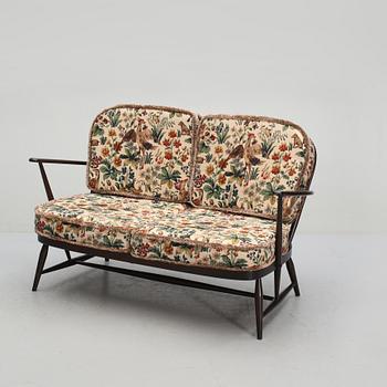 SOFFA OCH BORD, Lucian Ercolani, Ercol, 1900-talets andra hälft.