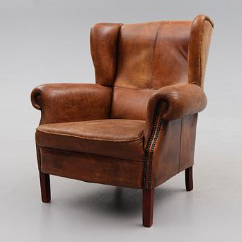 ÖRONLAPPSFÅTÖLJ, 1900-talets andra hälft.