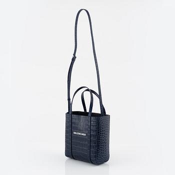 Balenciaga, "Everyday Tote".