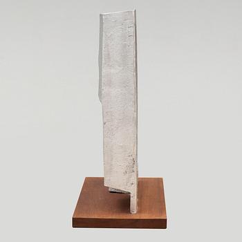 ANN WOLFF, skulptur, "Aluna", aluminium, Byarums Bruk. Signerad och numrerad 23/65.