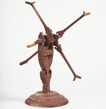 Knäpphärvel, Sverige, 1700-tal.