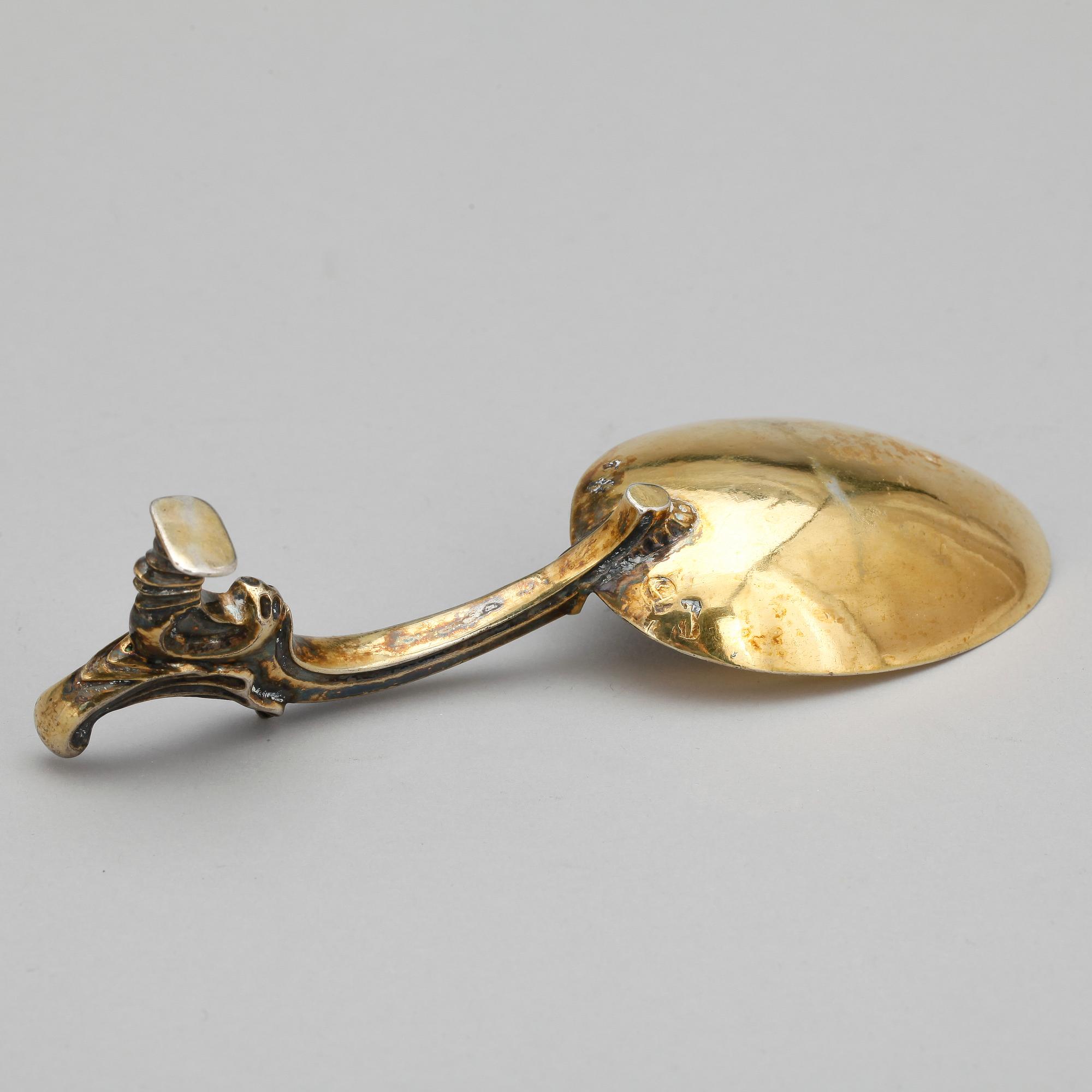 SKED, silver, stämpelmärkt CGK, troligen mellaneuropa 1800-tal. Vikt ca 60 gram.