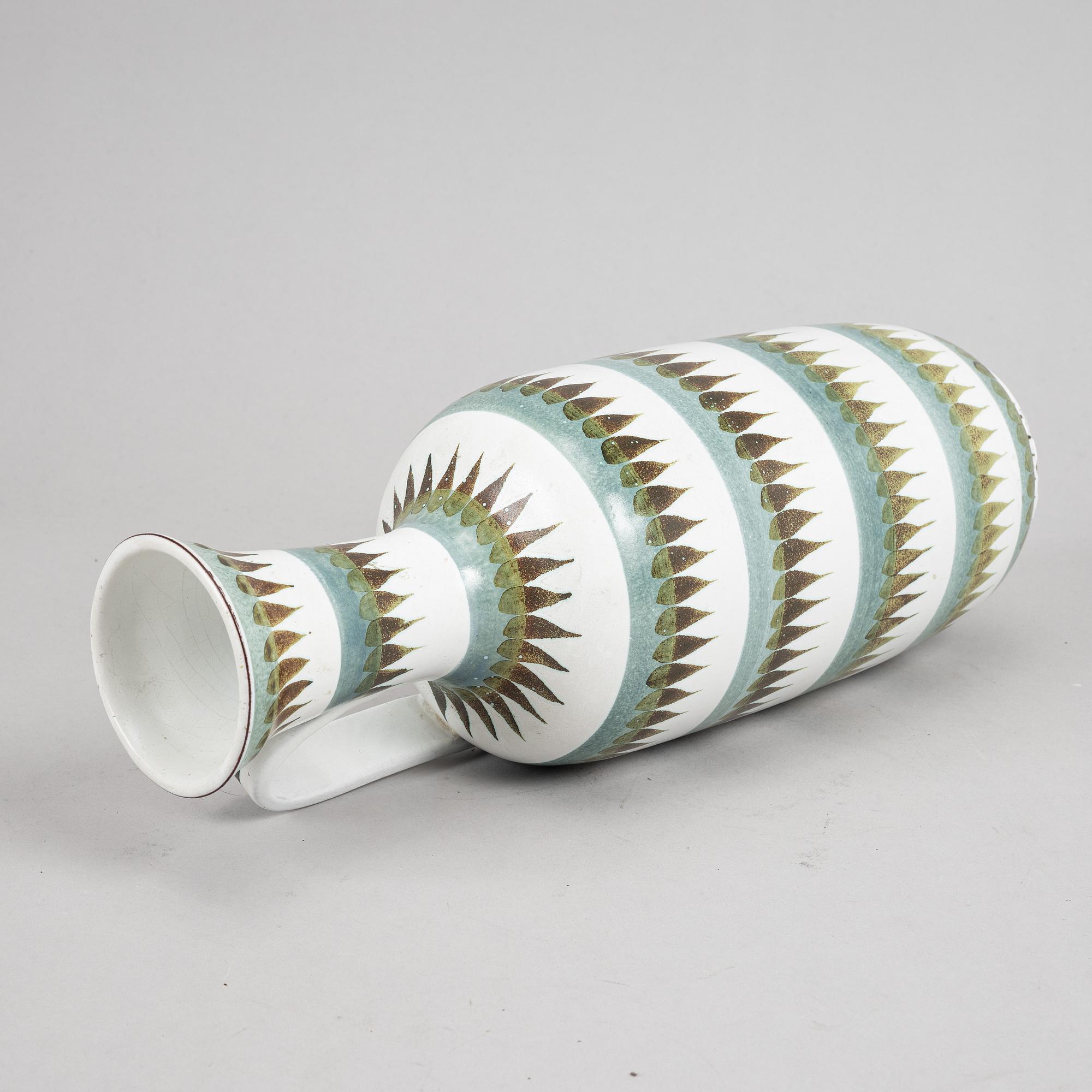 An earthenware vase by Stig Lindberg, Gustavsberg Studio.