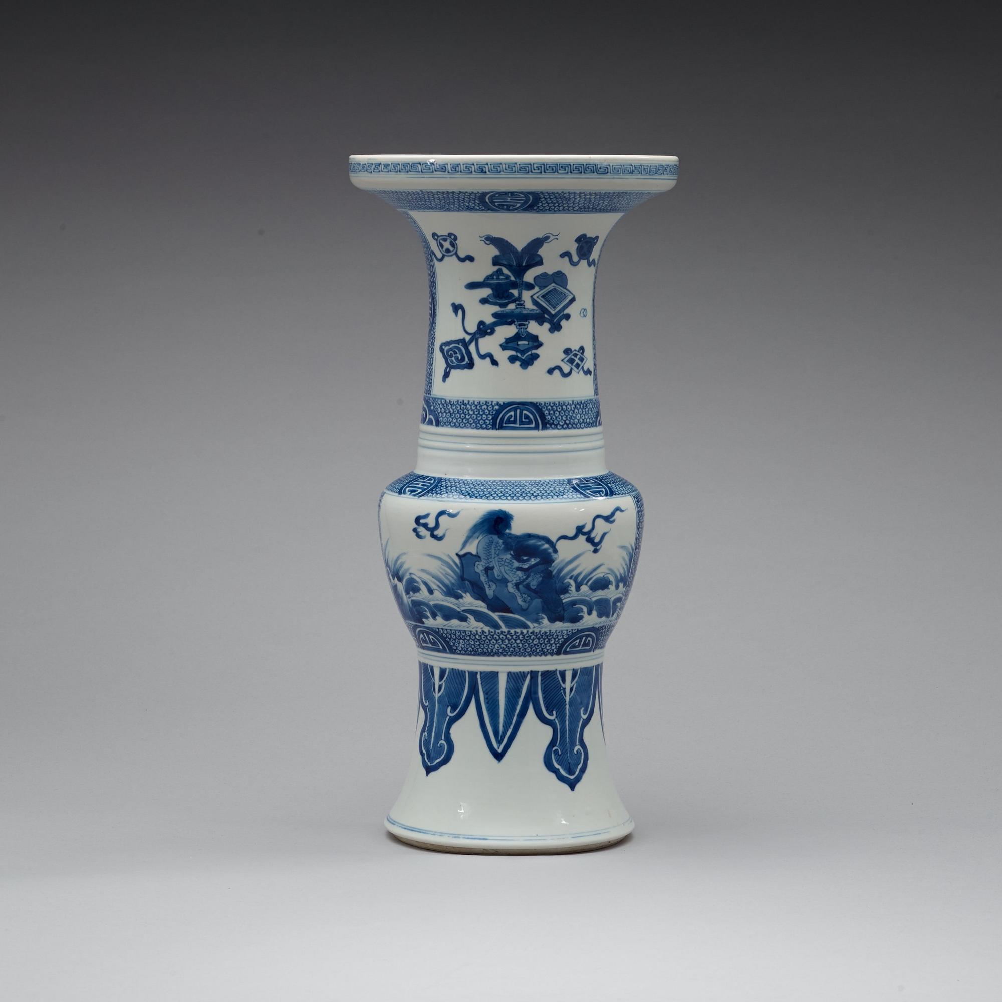 URNA, porslin, Qingdynastin, Kangxi (1662-1722).